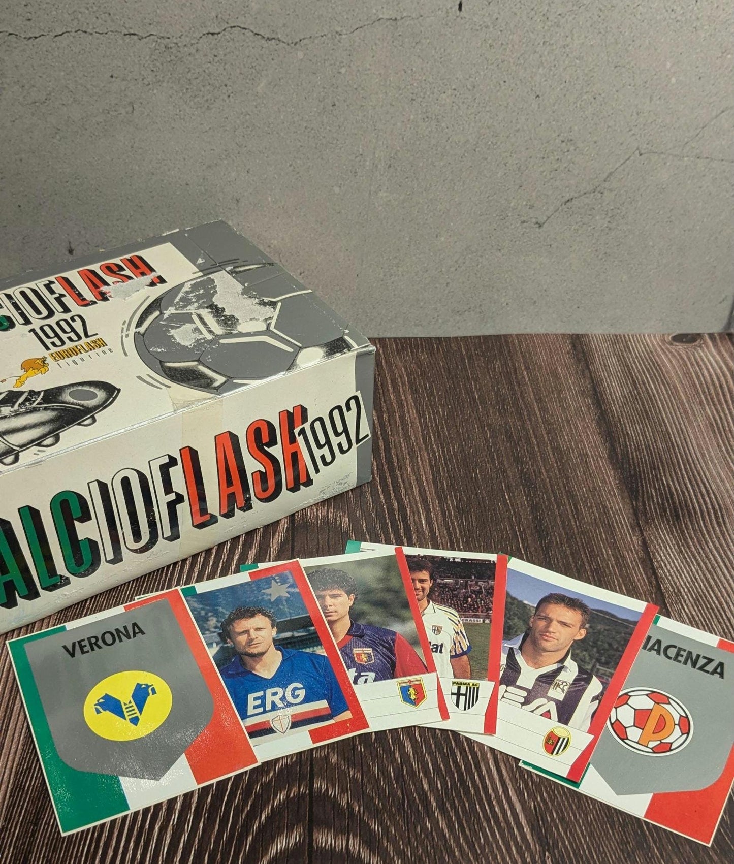 1992 Panini CalcioFlash Sealed Sticker Pack – Baggio, Maldini & Serie A Legends
