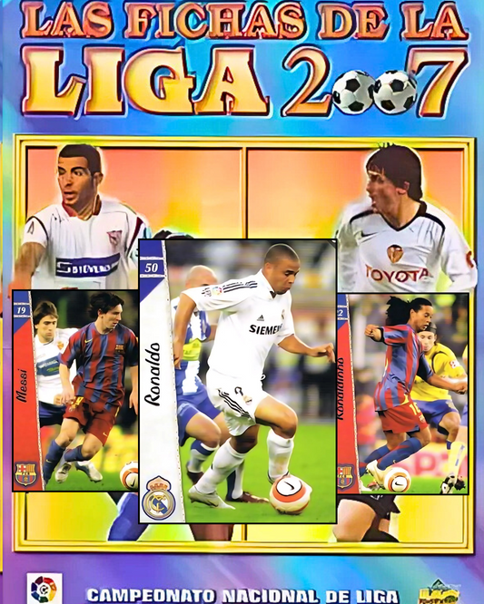 Soccer trading card pack featuring players and logos from different teams, with 'Las Fichas de la Liga 2007' branding.